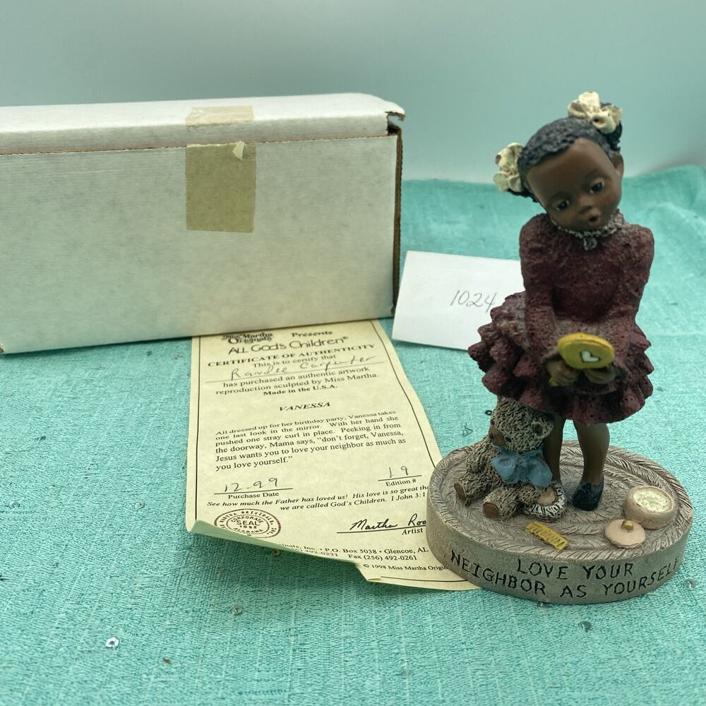 MARTHA HOLCOMBE ORIGINALS VANESSA PARTY #1548 With COA